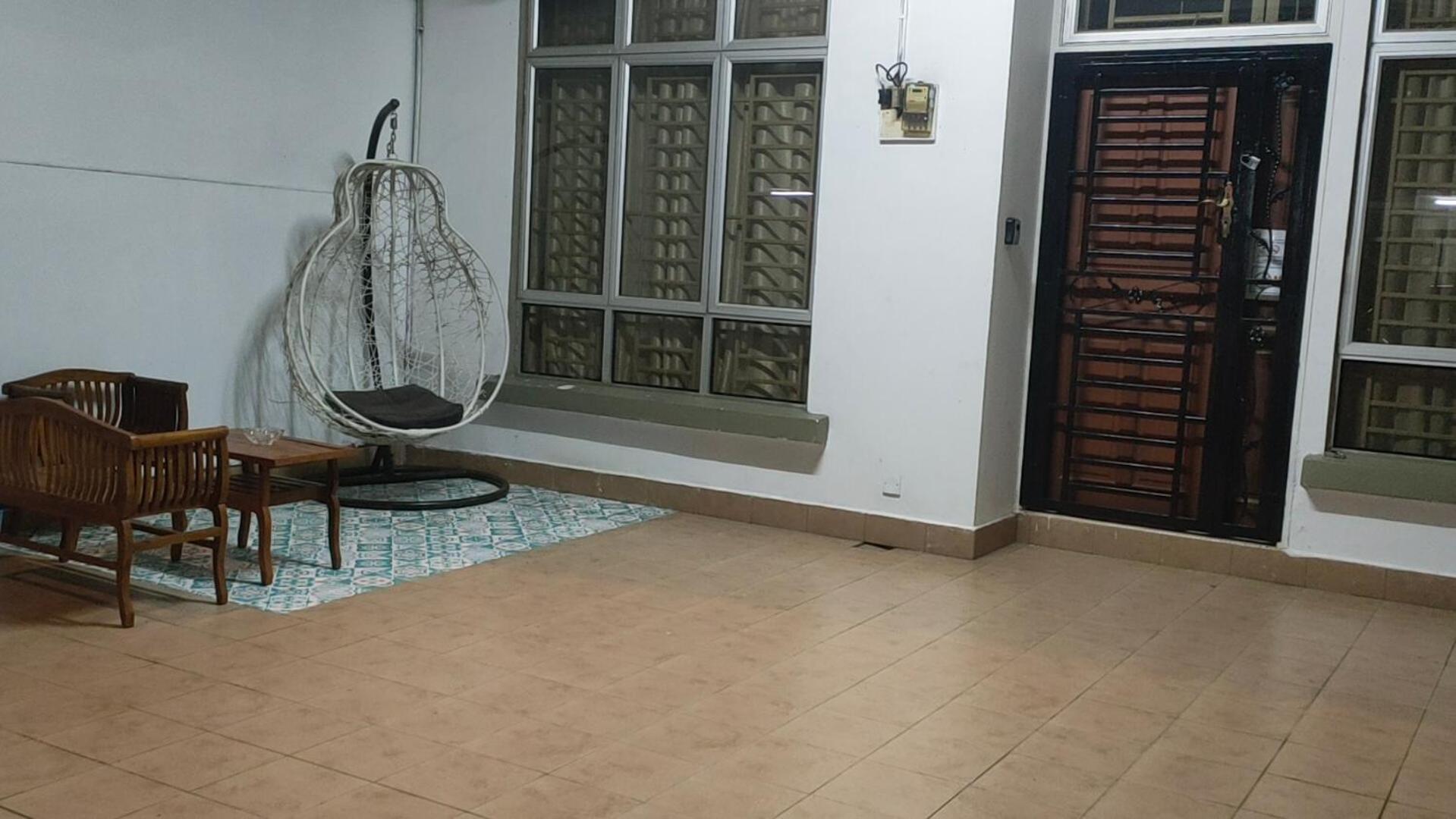 Zulaikha'S Homestay Ulu Tiram Johor Bahru Extérieur photo